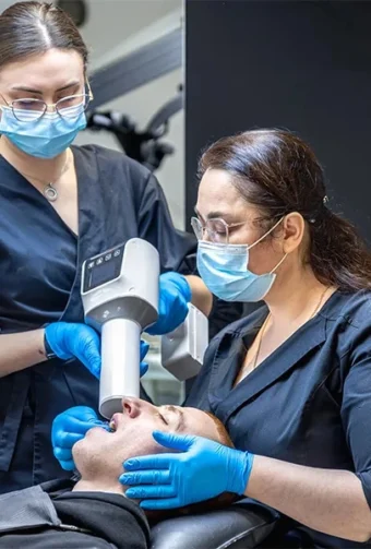 Can teeth cleanings in Hackensack help with bad breath?